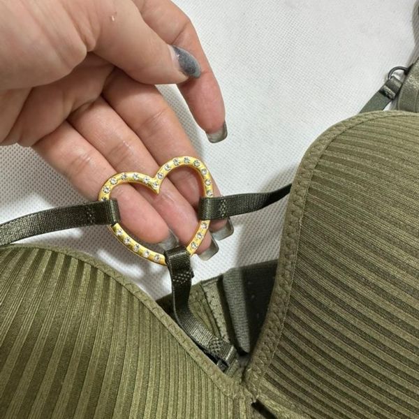 ست لباس زیر زنانه