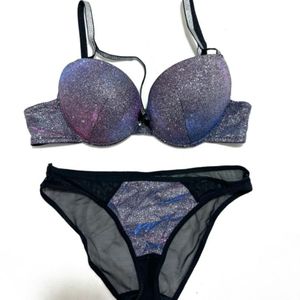 ست لباس زیر زنانه