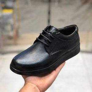 خرید آنلاین کفش چرم مردانه بندی مدل کاج رنگ مشکی