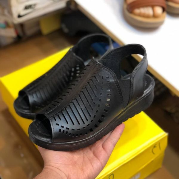 صندل زنانه تابستانه بغل کش مشکی