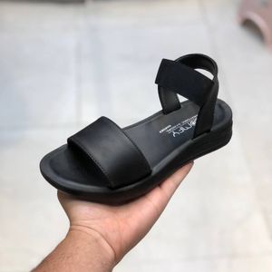 خرید انلاین صندل دخترانه کشی تزریق مدل کافی رنگ مشکی