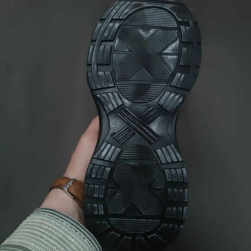 مشخصات کتونی مردانه بالنسیاگا 7 ایکس کیفیت بالا