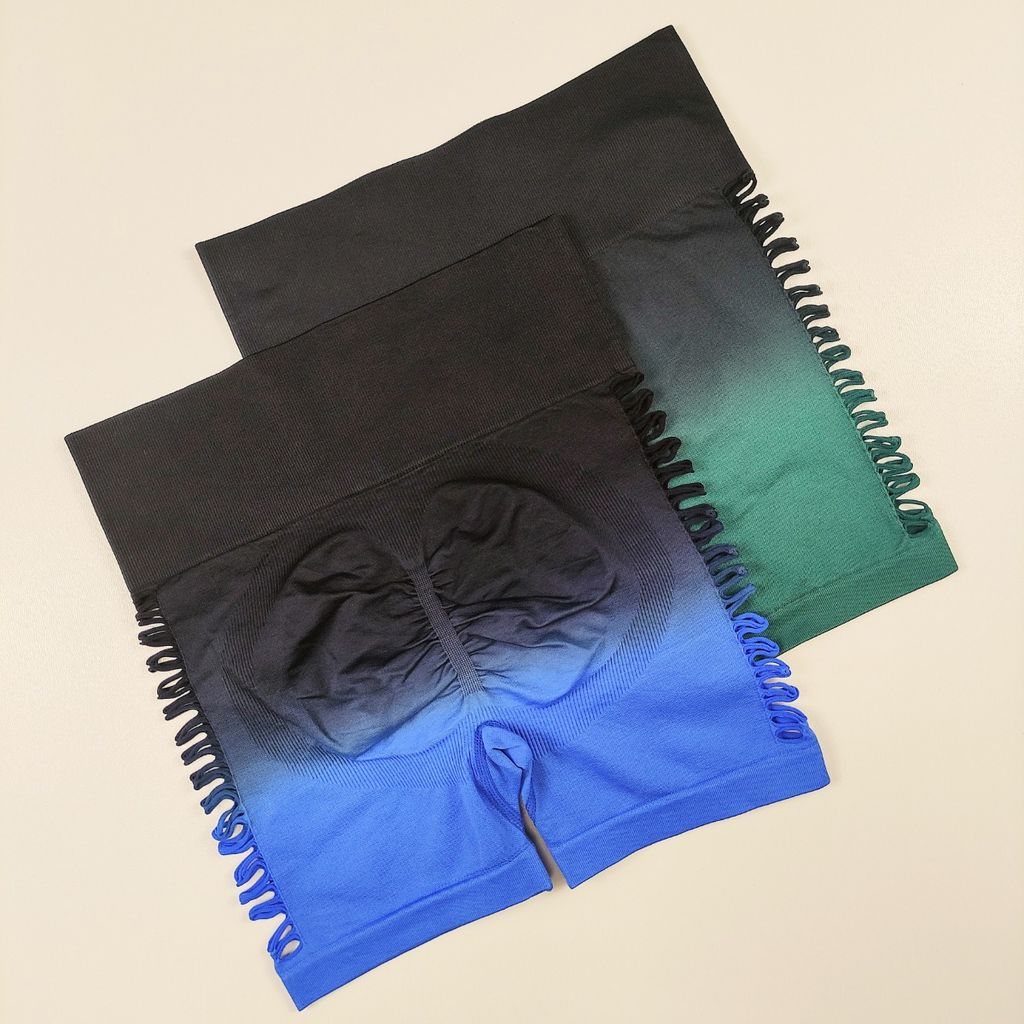 خرید اینترنتی شورتک زاپدار آمبره