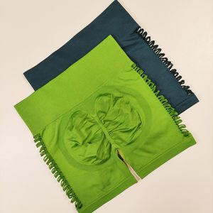 فروش اینترنتی شورتک زاپدار پشت چروک