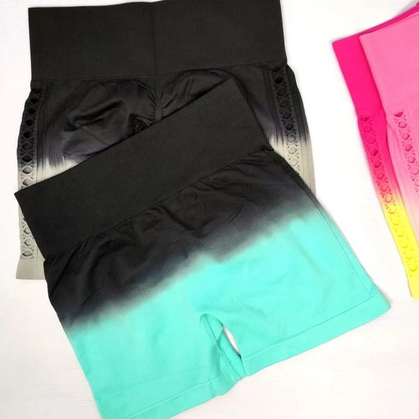 شورتک زاپ گرد