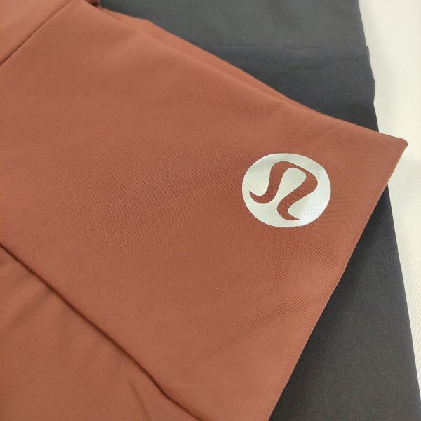 ست نیم تنه رومی و شلوارک لیزری