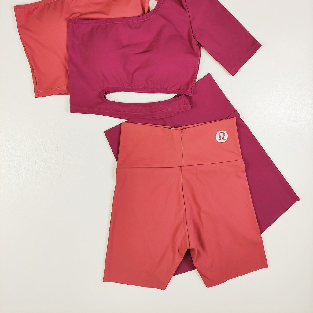 خرید انلاین ست نیمتنه رومی و شلوارک لیزری