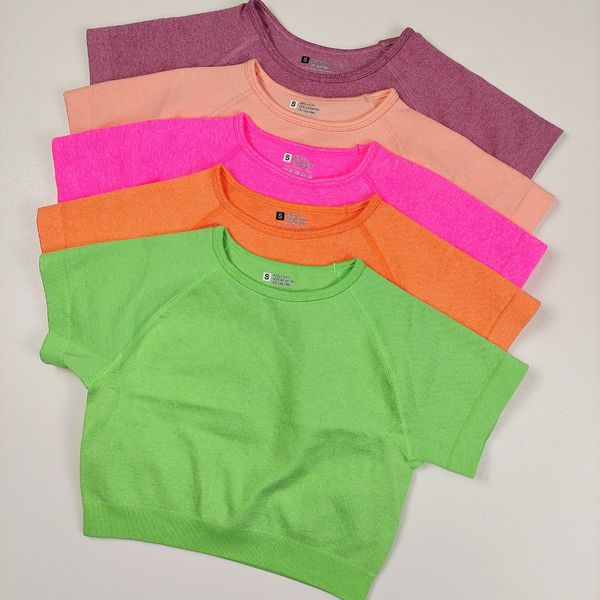 ست کراپ و شورتک of