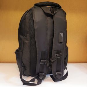 مشخصات کوله پشتی CAT مشکی