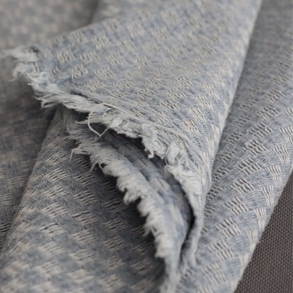 خرید اینترنتی جین بافت دار