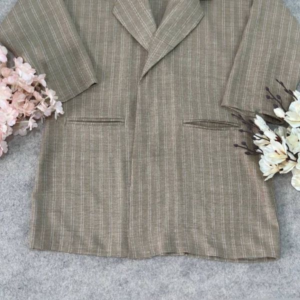 مانتو صوفیا نگار