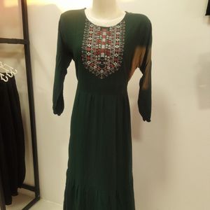 فروش اینترنتی ساحلی یا پیراهن آستین بلند زنانه sl3ue