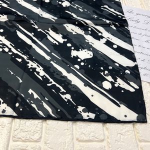 خرید اینترنتی روسری ابریشم ایپک