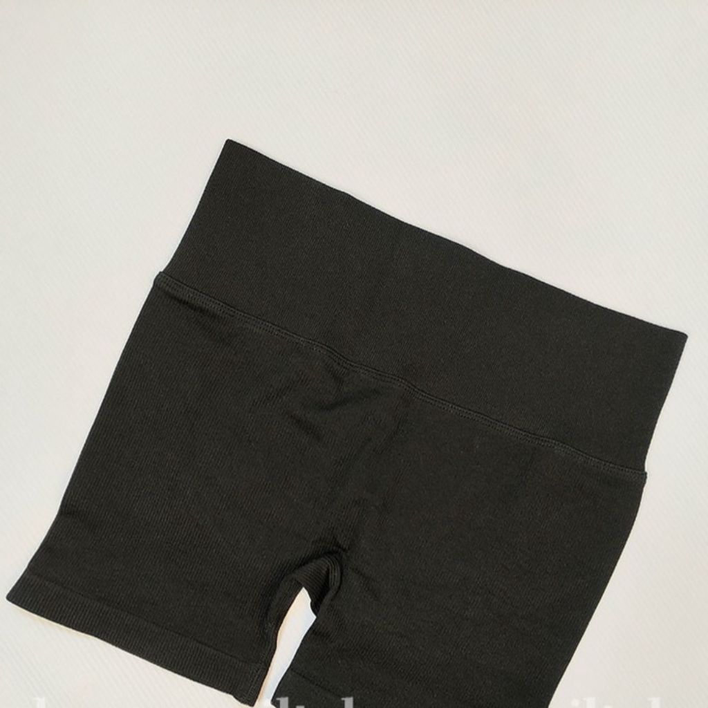 مشخصات شورتک سیملس گرم بالا