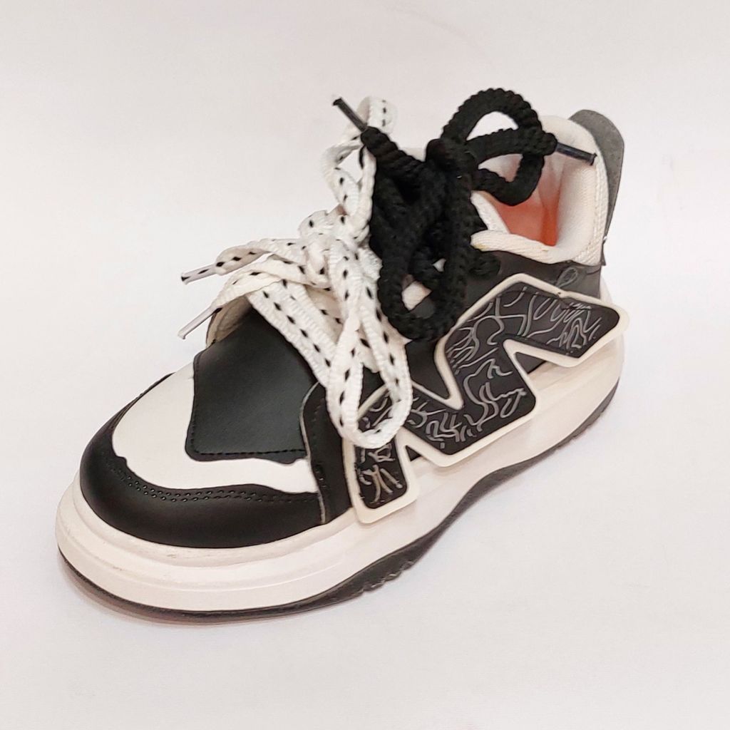 خرید آنلاین کتونی ونس ام Vans M