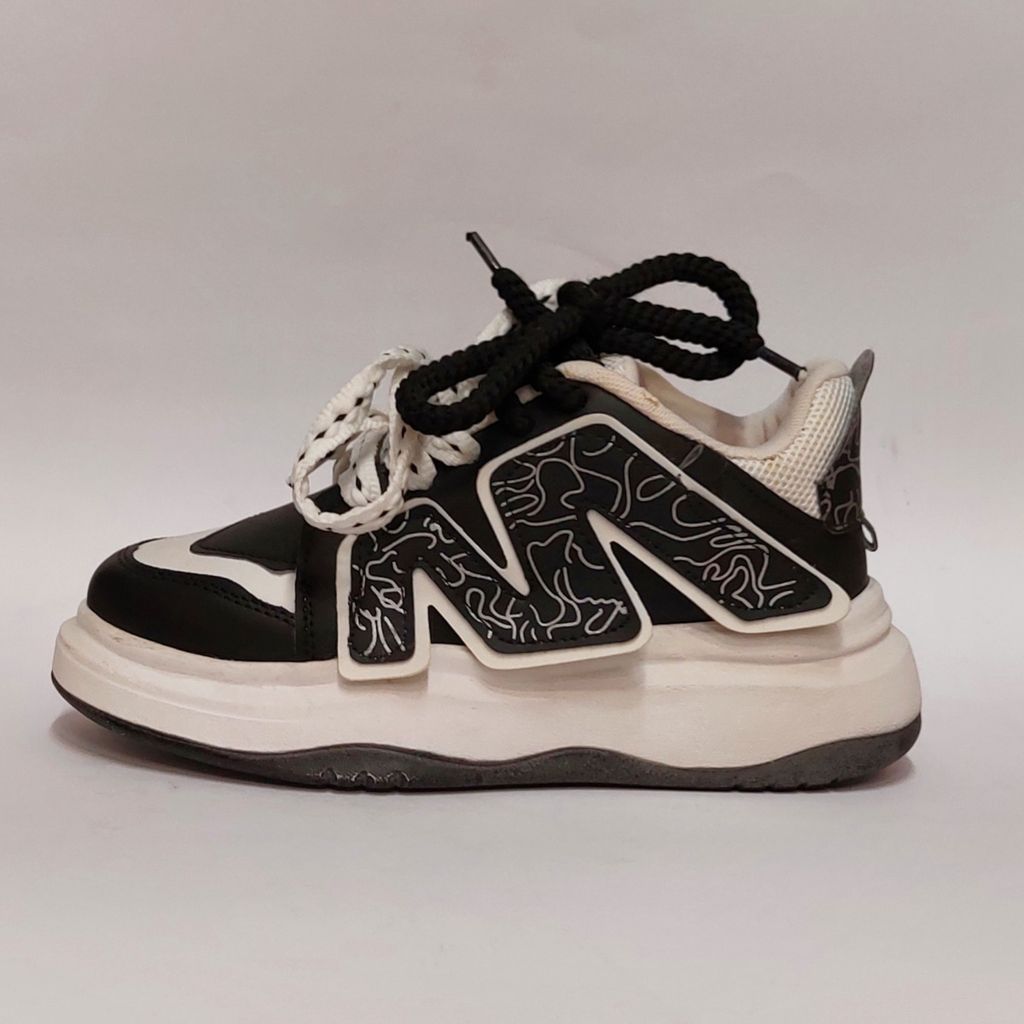 مشخصات کتونی ونس ام Vans M