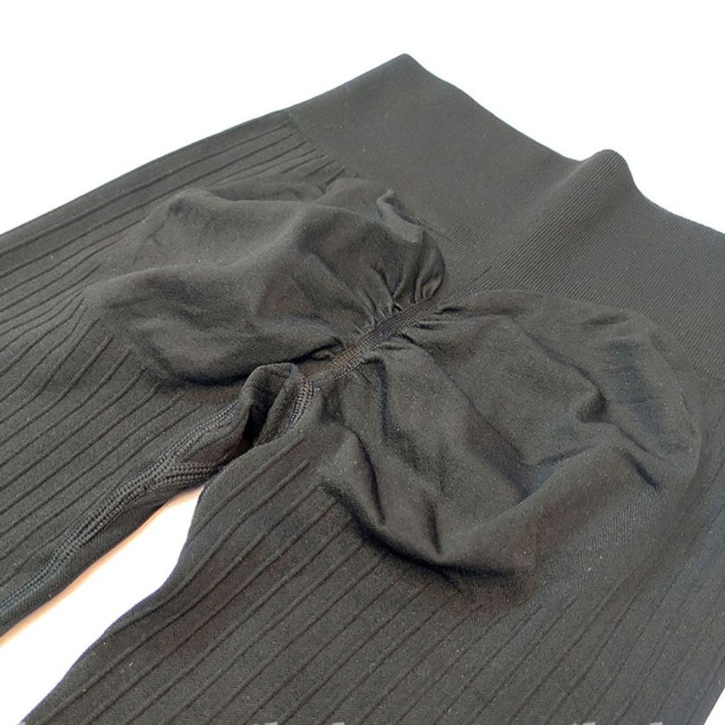 خرید آنلاین لگ مشکی سیملس کبریتی پشت چروک