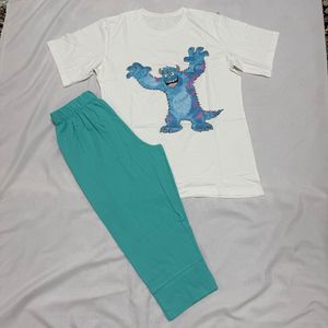 ست تیشرت سفید عروسکی و شلوارک زنانه