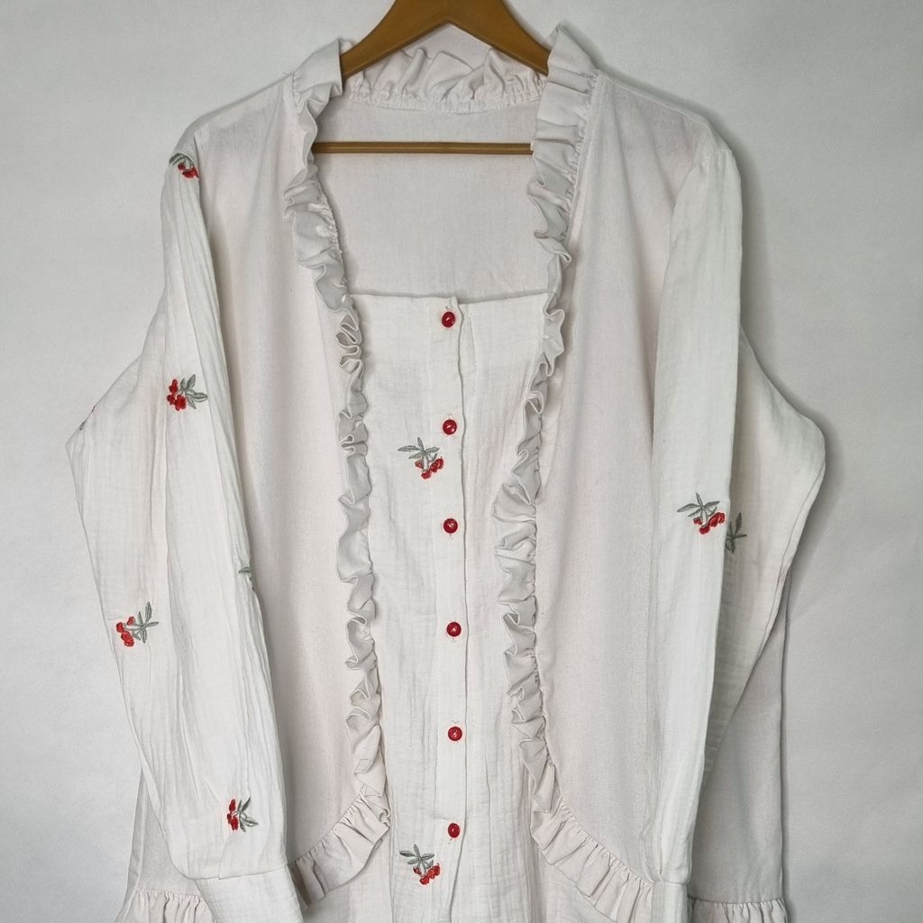 خرید اینترنتی شومیز گلدار زنانه