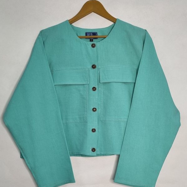 شومیز کراپ زنانه رنگ سبزآبی