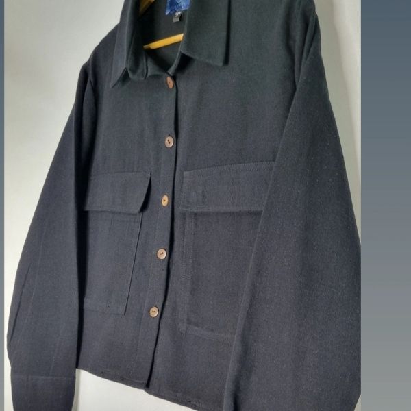 شومیز کراپ دوجیب مشکی زنانه