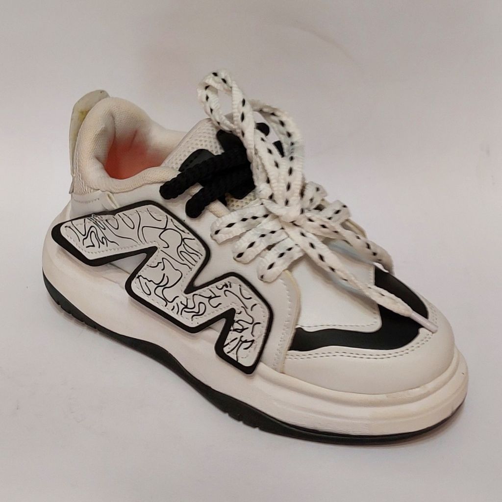 مشخصات کتونی ونس ام Vans M