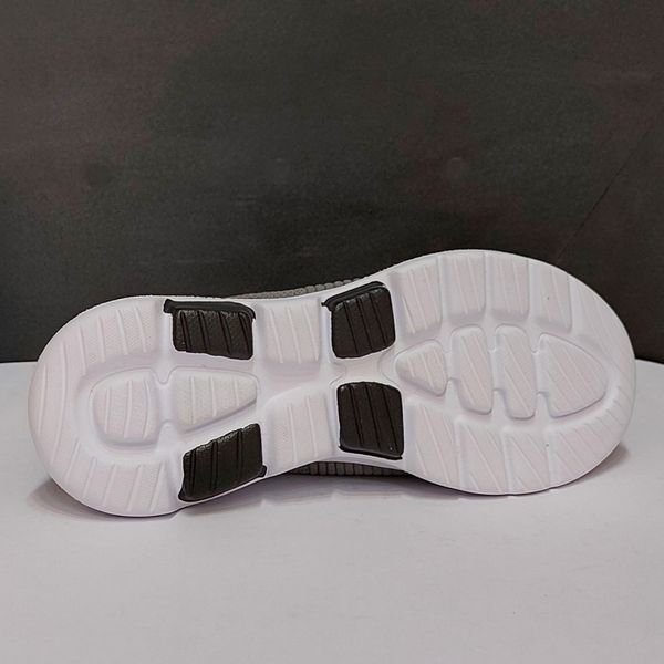 کتونی اسکیچرز اولترا  Skechers Ultra سبک و راحت