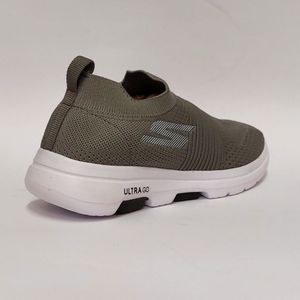 مشخصات کتونی اسکیچرز اولترا  Skechers Ultra سبک و راحت