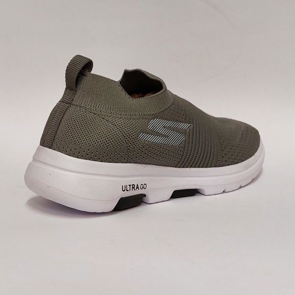 کتونی اسکیچرز اولترا  Skechers Ultra سبک و راحت