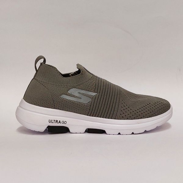 کتونی اسکیچرز اولترا  Skechers Ultra سبک و راحت