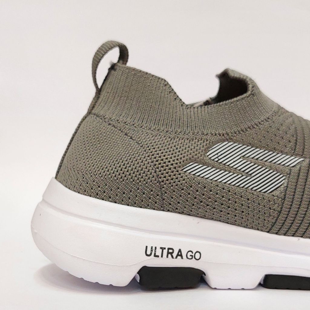 خرید آنلاین کتونی اسکیچرز اولترا  Skechers Ultra سبک و راحت