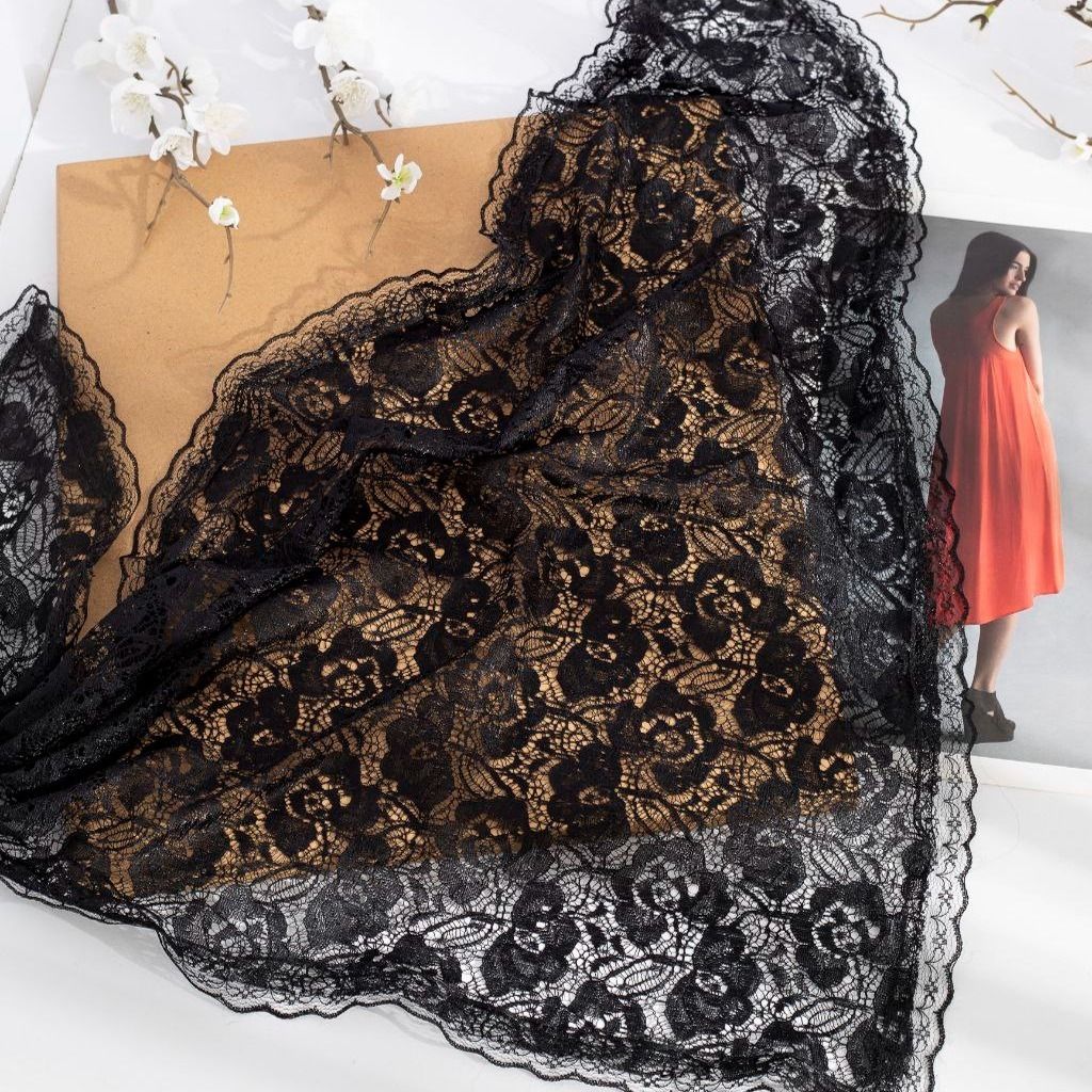 خرید انلاین روسری سه گوش گیپور دور دانتل