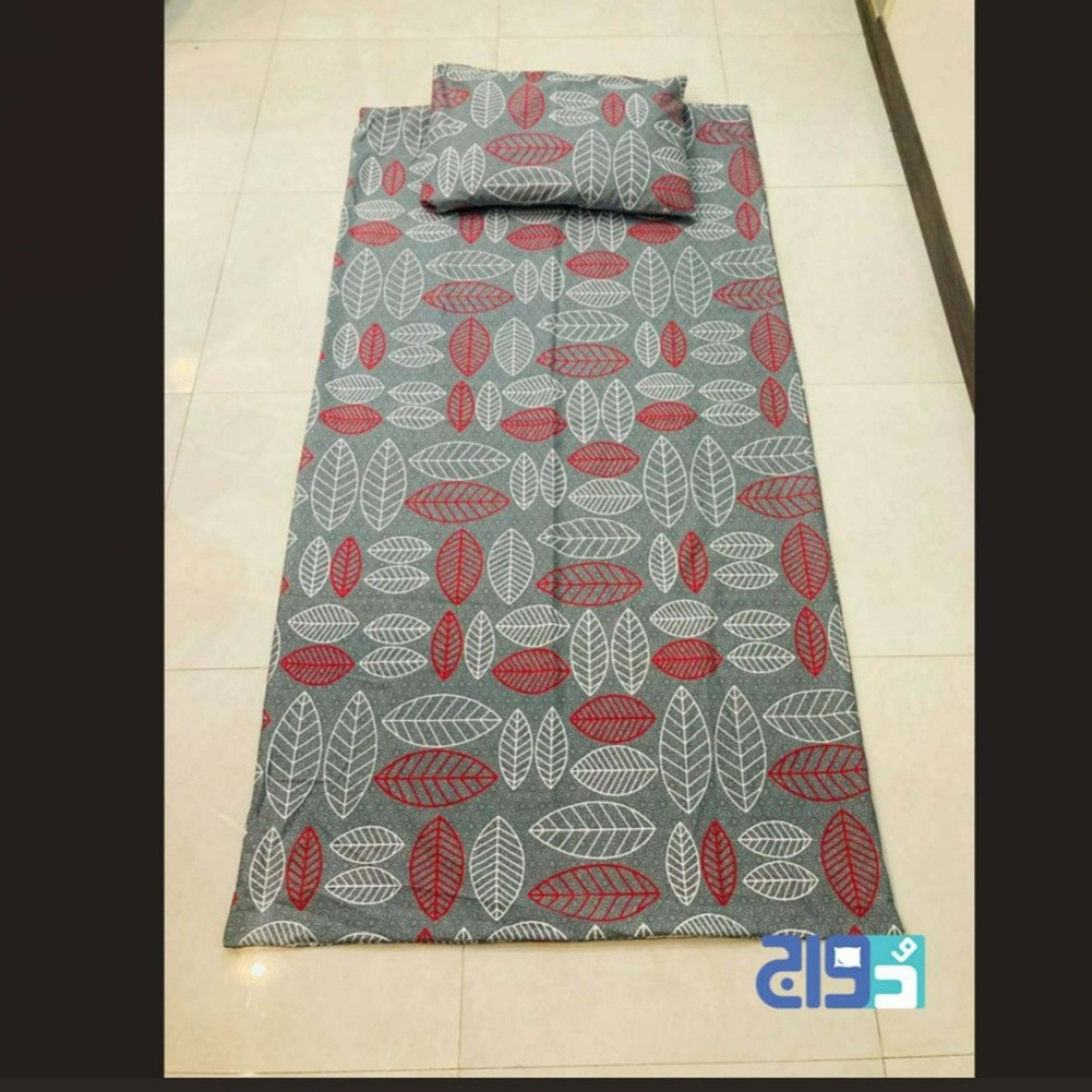 خرید اینترنتی کاور زیپ دار تشک طرح ماکایو (رنگ قرمز)