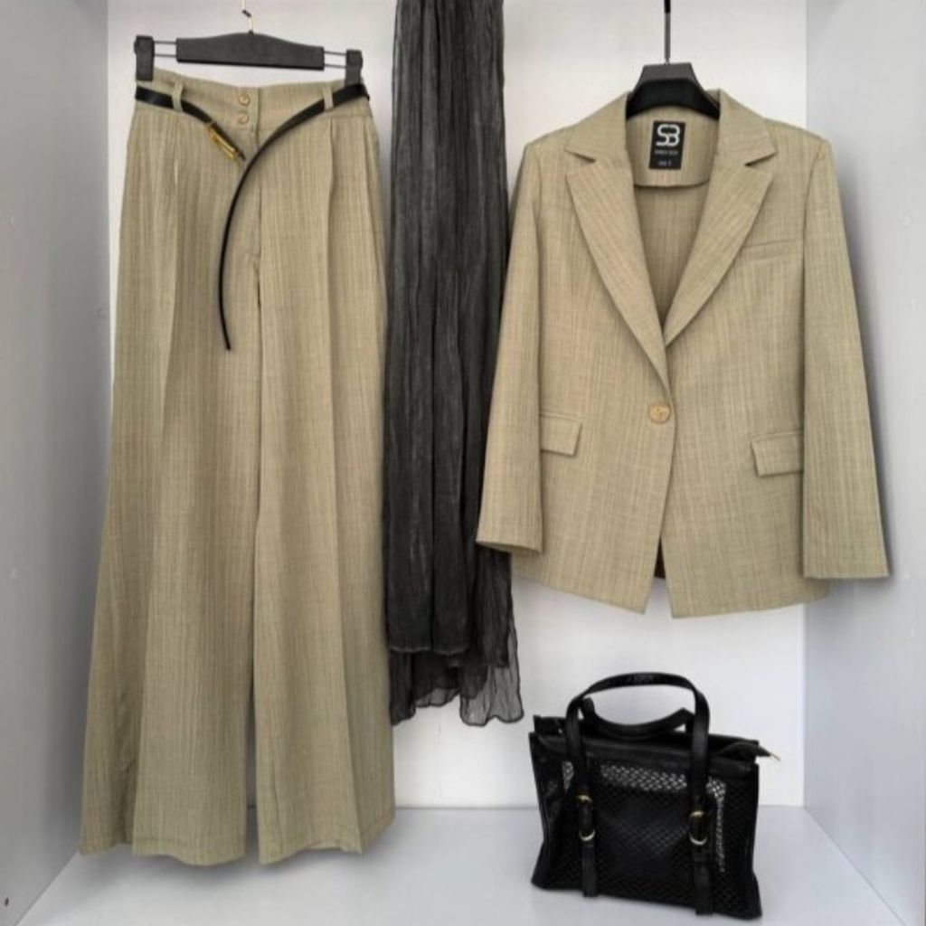 خرید انلاین ست کتشلوار elsa بست