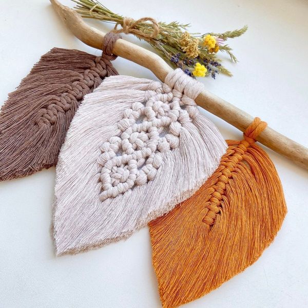 دیوارکوب سه برگ مکرومه طرح شادان