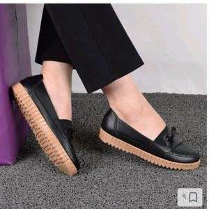 کفش طبی زنانه دخترانه جنس و کیفیت عالی زیره پیو