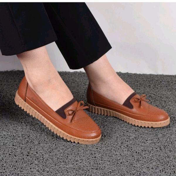 کفش طبی زنانه دخترانه درمانی نرم سبک زیره پیو دور دوز