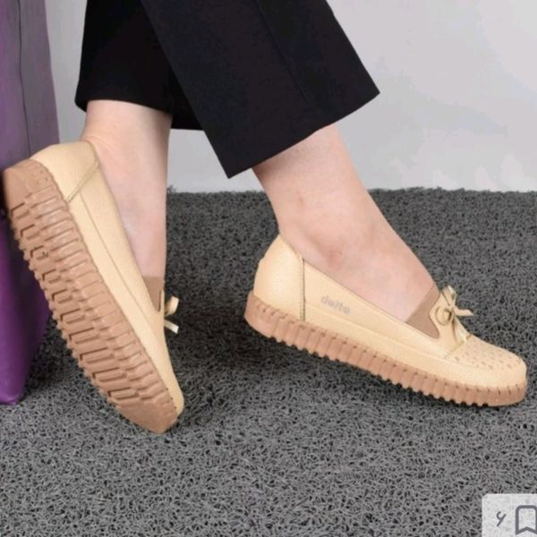 کفش زنانه اداری طبی دست دوز همراه کفی طبی زیره پیو نرم شرکتی