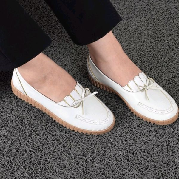 کفش طبی داروخانه ای زنانه زیره پیو نرم سبک دور دوز همراه کفی طبی