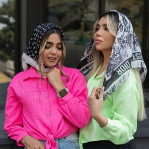 قیمت ارزان مینی اسکارف تمام نخ