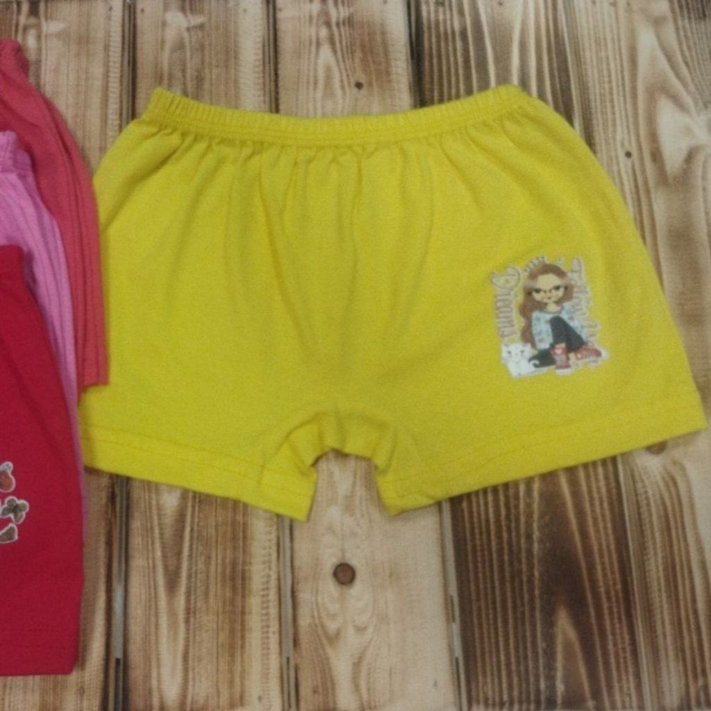 فروش اینترنتی شورت پادار دخترانه sh240