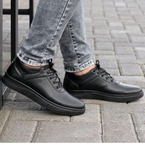 کفش اسپرت مردانه مدل آریسا رنگ مشکی زیره مشکی