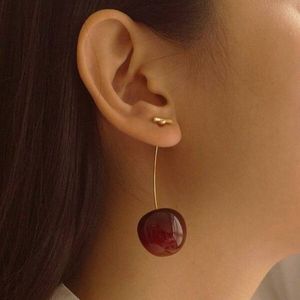 خرید اینترنتی گوشواره پینترستی گیلاسی