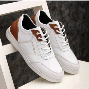 فروش اینترنتی کفش اسپرت مردانه مدل شاتل رنگ سفید عسلی