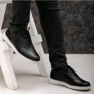 مشخصات کفش اسپرت مردانه مدل شاتل رنگ مشکی زیره سفید