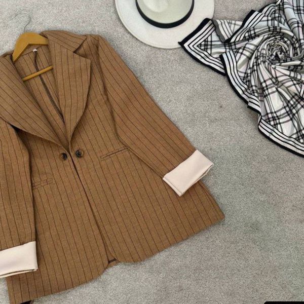 مانتو کتی نورماه