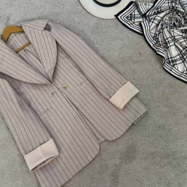 مانتو کتی نورماه