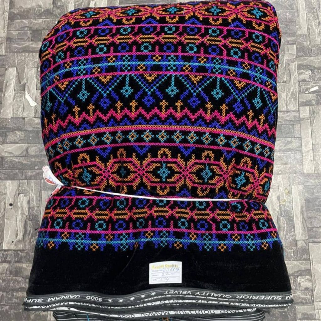 فروش اینترنتی مخمل سوزندوزی J3669