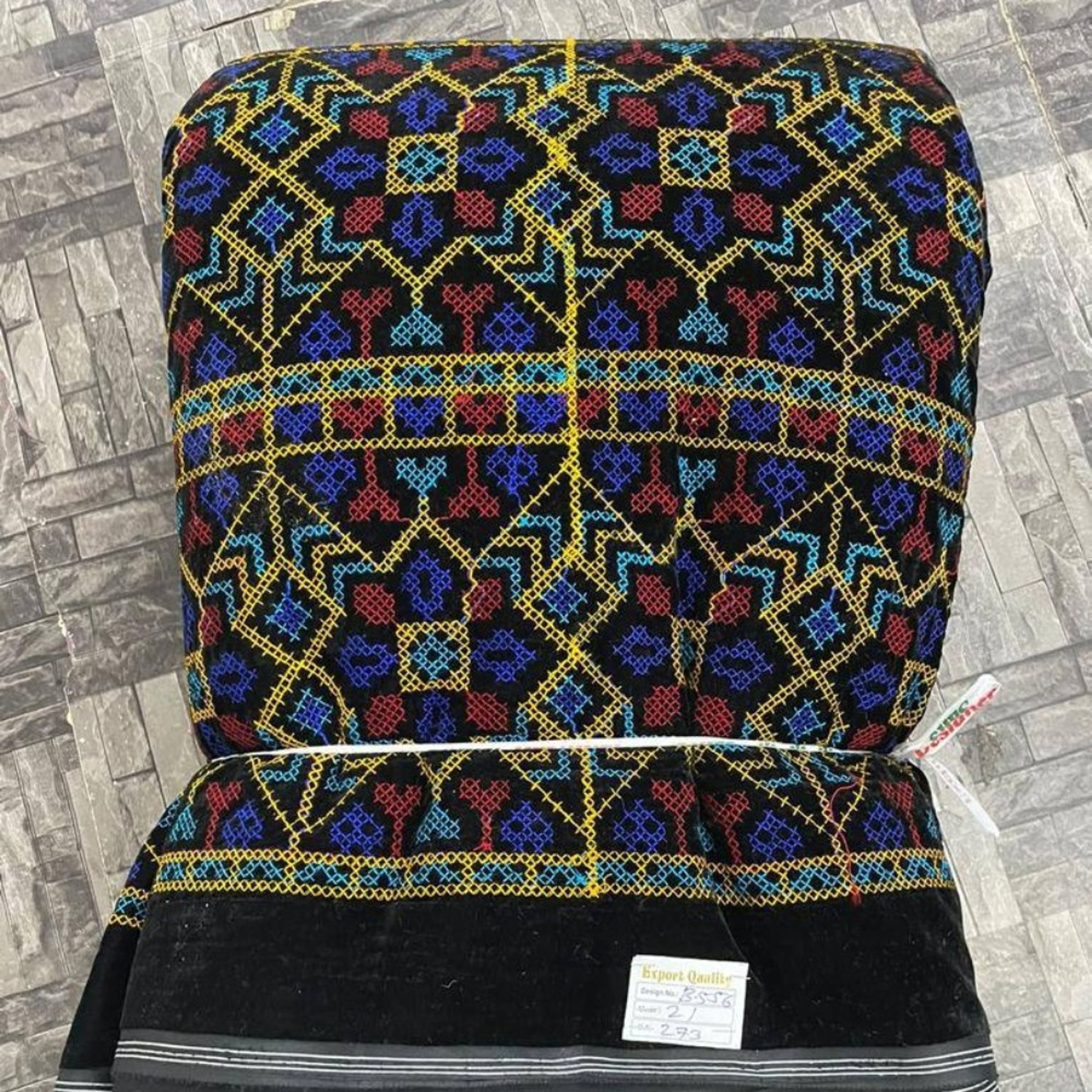 فروش اینترنتی مخمل سوزندوزی B556