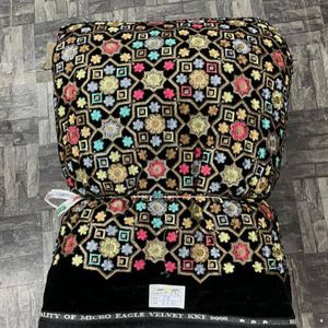 خرید اینترنتی مخمل سوزندوزی P646